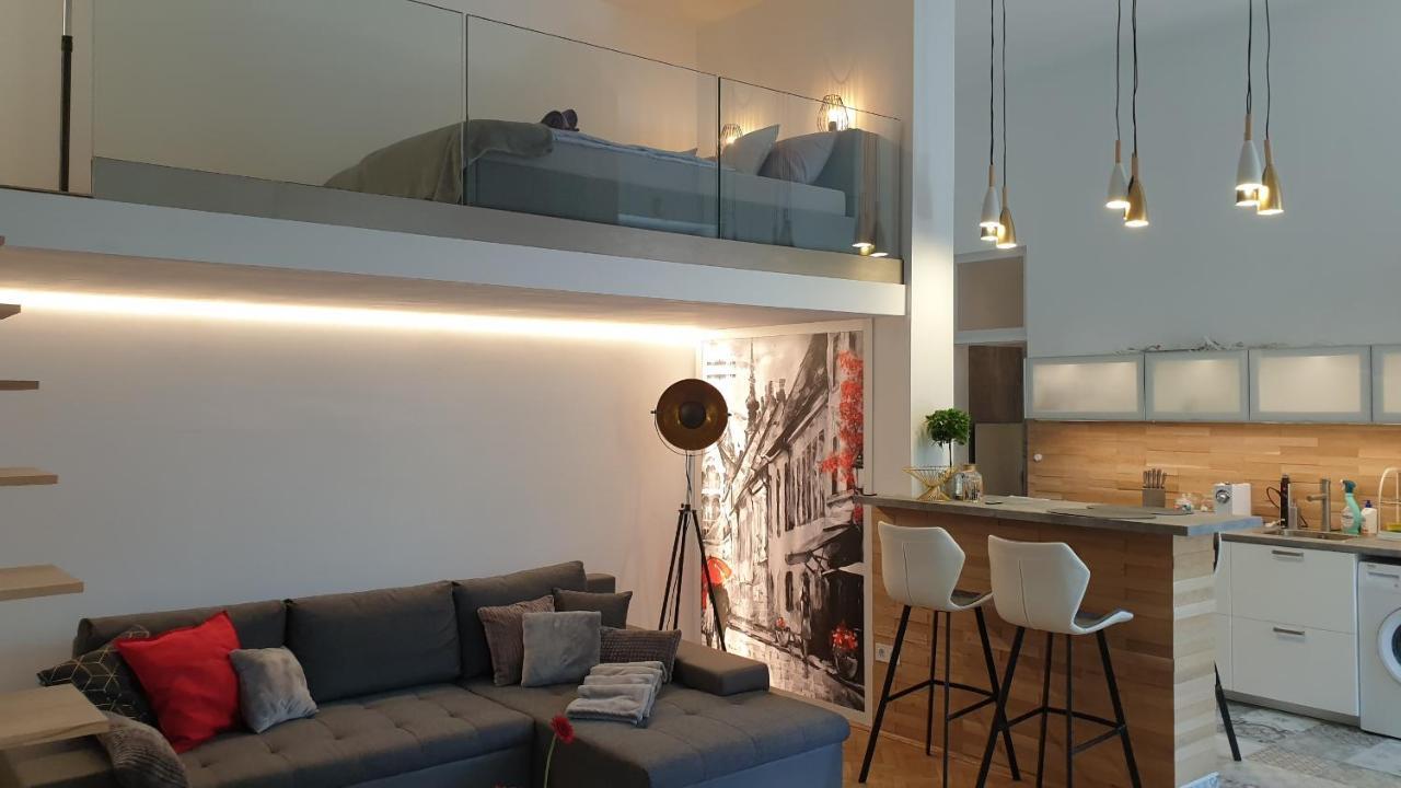 Brand New Sunny Apartment On Andrassy Street 布达佩斯 外观 照片